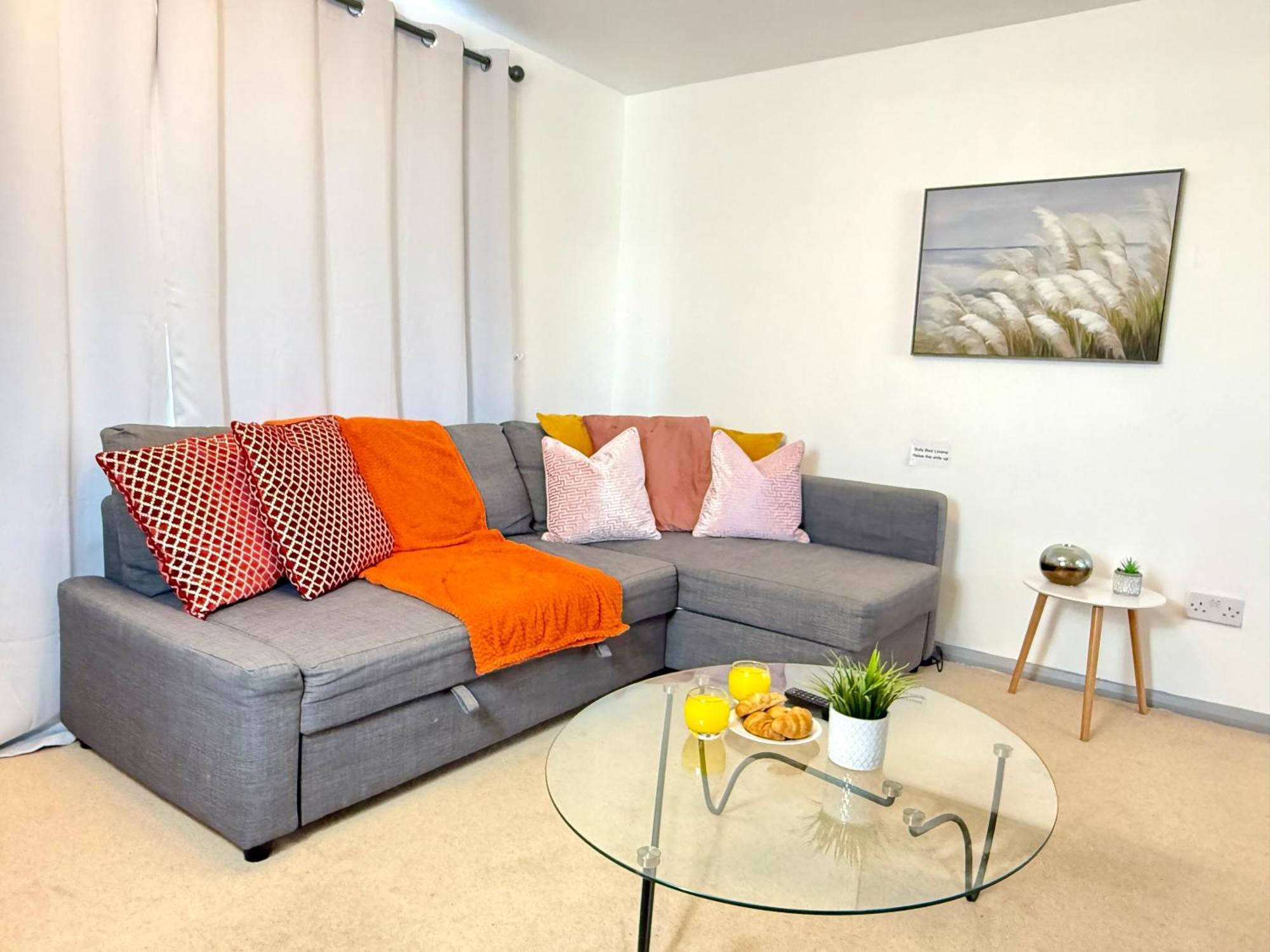 Stylish 3-Bedroom House With Garden & Free Parking'S, Prime Location With Private Garden Kidlington Exterior photo
